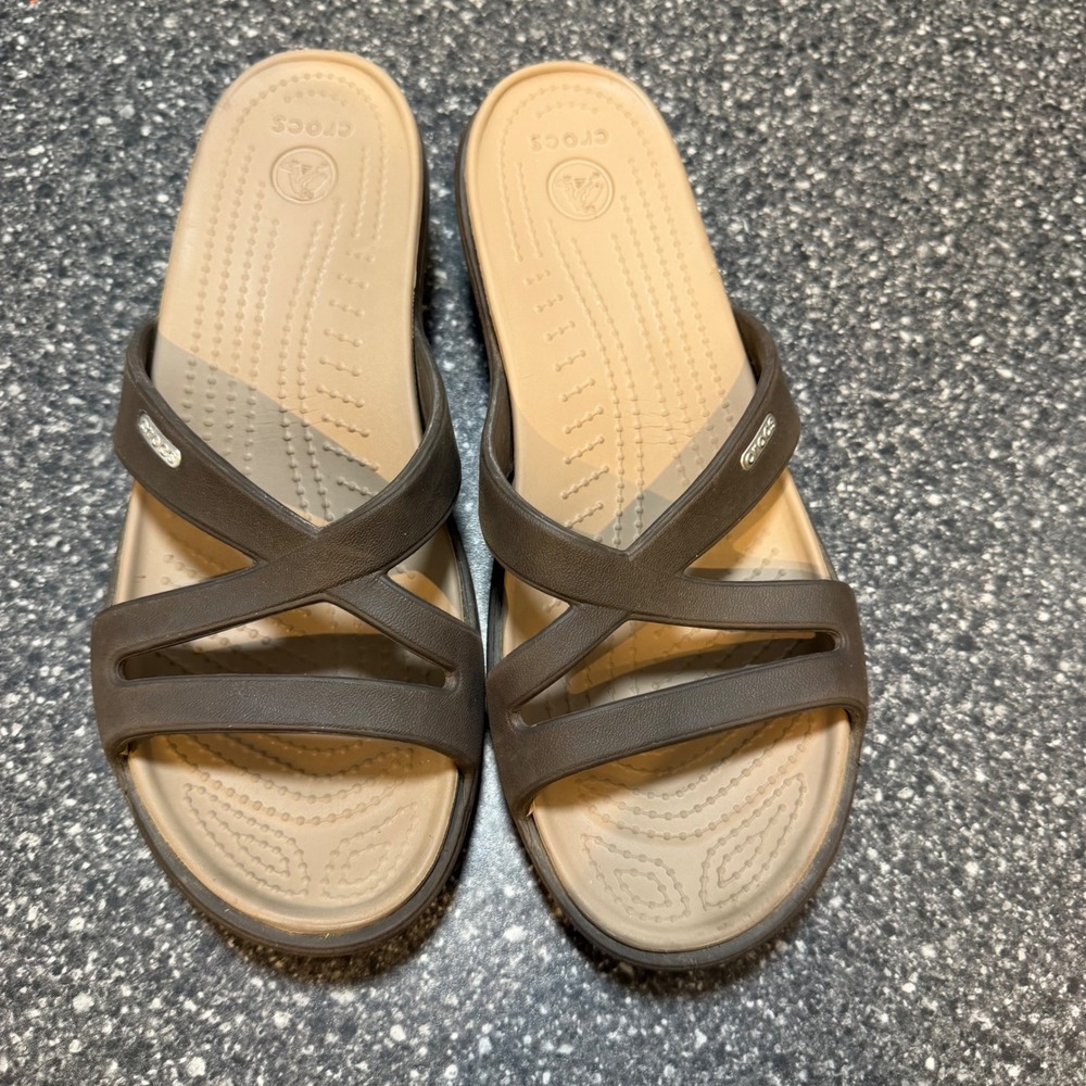 Crocs Patricia II Wedge Sandals Womens 10 Espresso Tan Strappy Slide